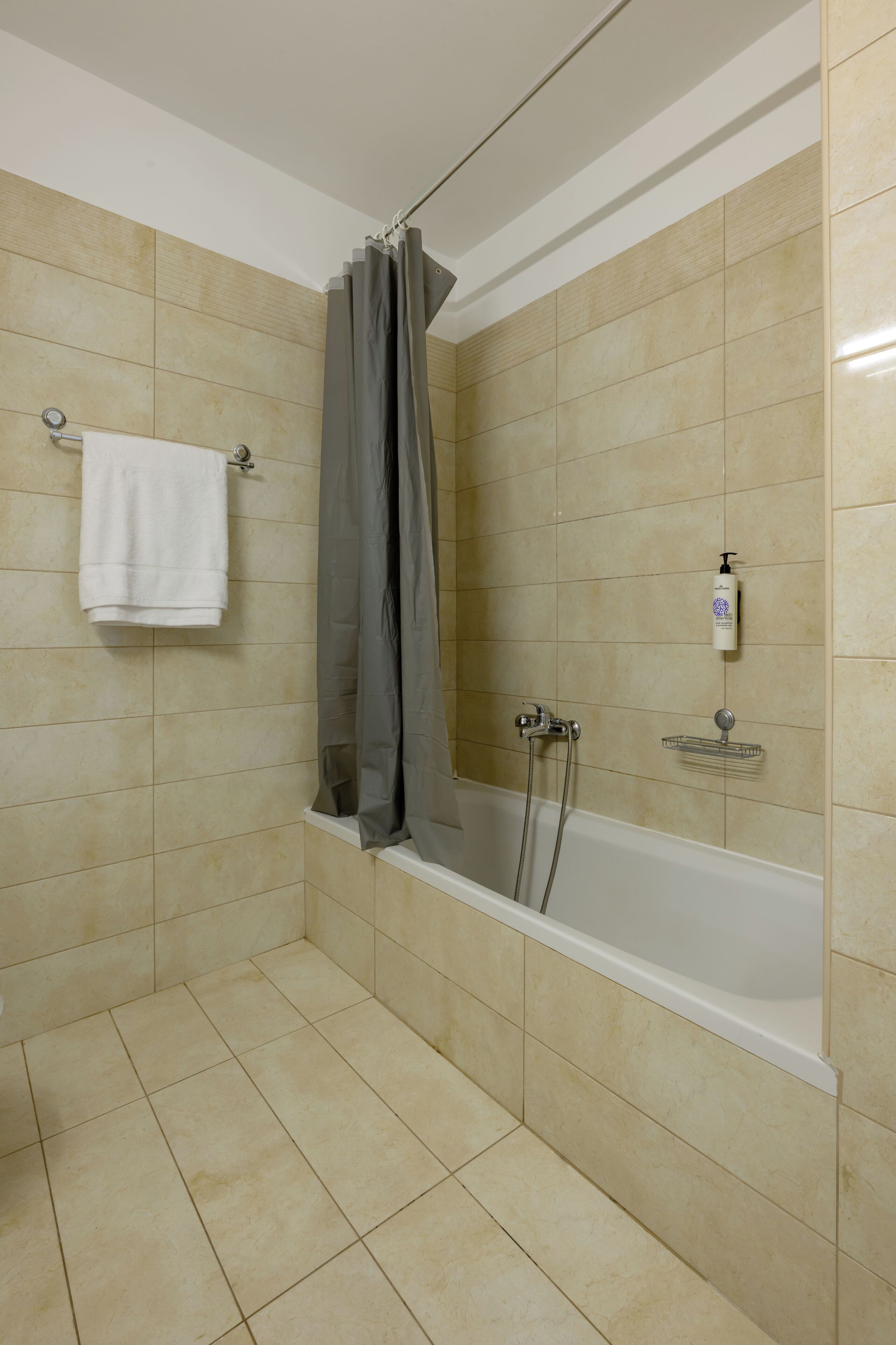 浴缸、免費梳洗用品、風筒、提供毛巾