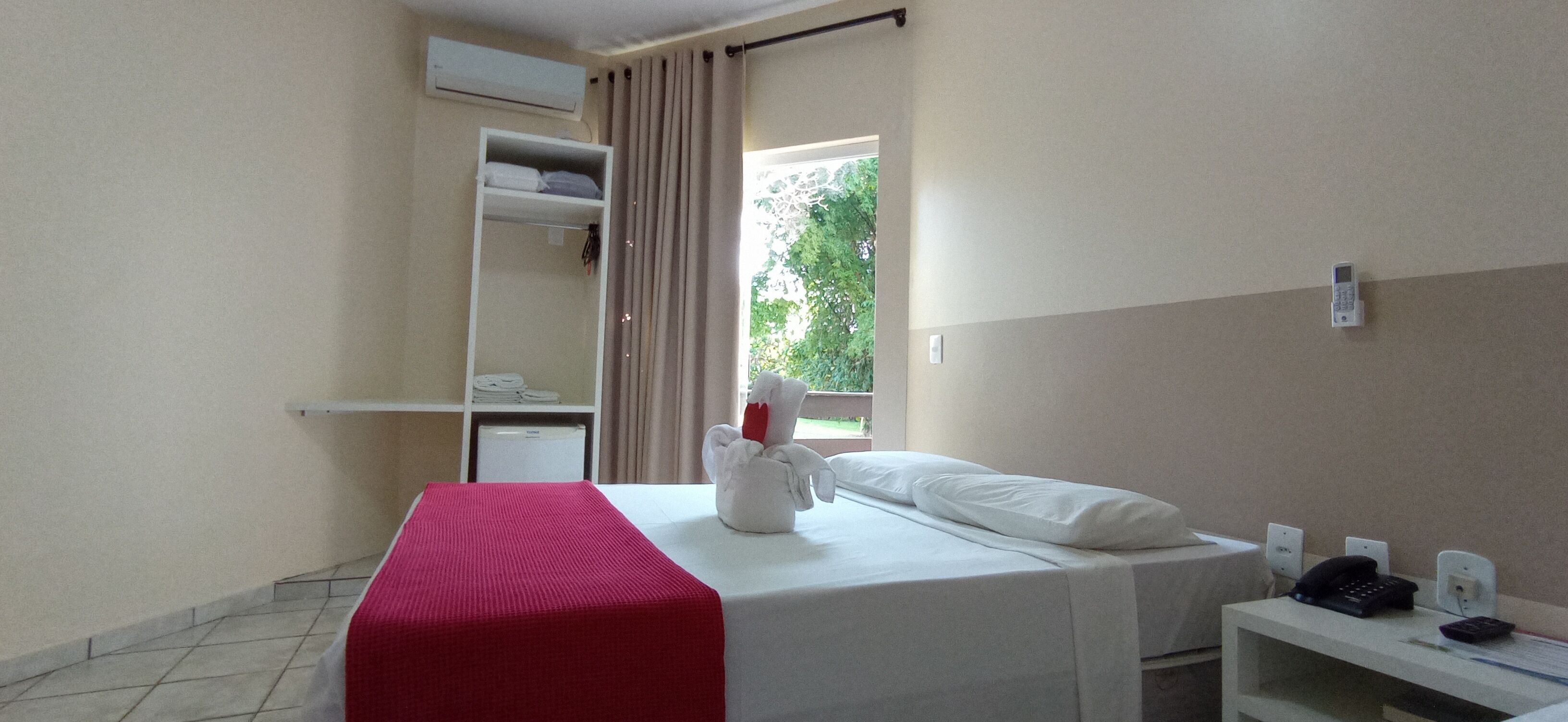 superior twin room | minibar, desk, free wifi, bed sheets