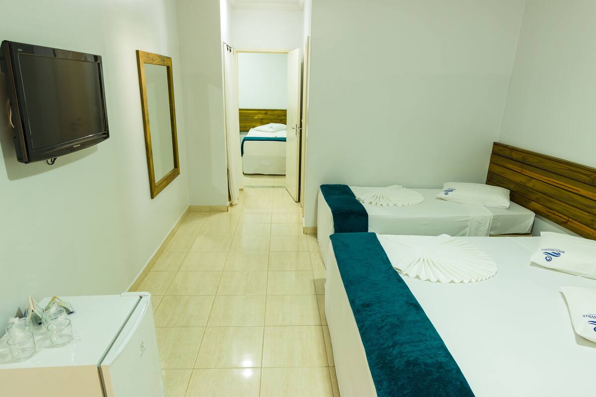 deluxe double room | minibar, desk, free wifi, bed sheets