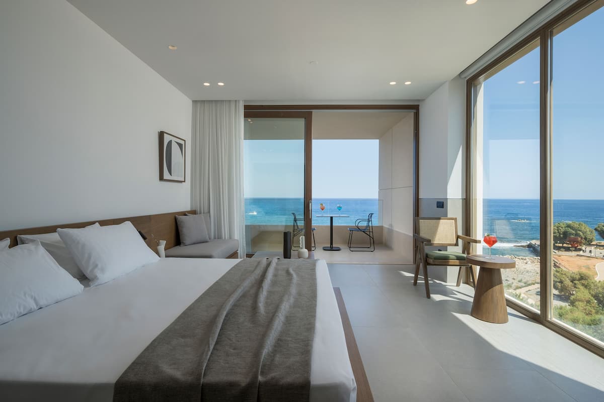 Premium Superior Room | Bettwäsche aus ägyptischer Baumwolle, hochwertige Bettwaren, Minibar