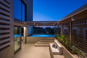Deluxe Suite Private Pool | Balcony view