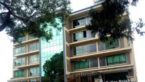 Front of property - Hylise Hotel (Naivasha)