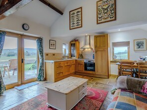 Fireplace, Netflix, streaming services - 1 bedroom accommodation in Wensley, near Leyburn (Wensley, near Leyburn)