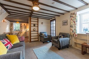 Comfort-Ferienhaus | Wohnbereich | Flachbildfernseher