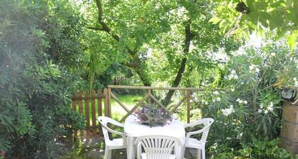 Apartment An on the first floor in a villa with garden, parking and Wi-Fi