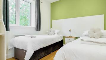 2 bedrooms, free WiFi, bed sheets