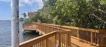 I. Historic Home Key West style in Coconut Grove Yellow House