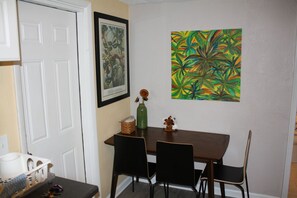 Dining - I. Historic Home Key West style in Coconut Grove Yellow House (Miami)