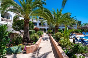 Terrace/patio - Cosy apartment for 4 people with pool, WIFI, A/C, TV and terrace (Santanyí)