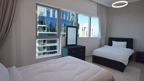 Standard Apartment, 2 Bedrooms, Pool Access, Marina View - Bay Central (Dubai)