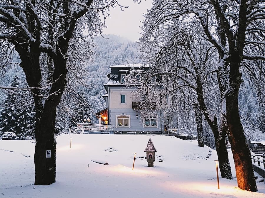 Fachada de la propiedad