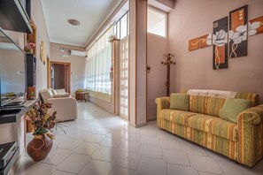 公寓, 3 間臥室 | 起居區 | 平面電視