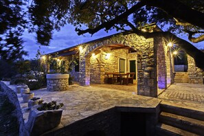 House (Two Bedroom Holiday Home with Terrace) | Terrace/patio
