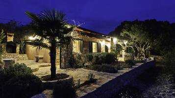 Ferienhaus (Two Bedroom Holiday Home with Terrace) | Aussenbereich