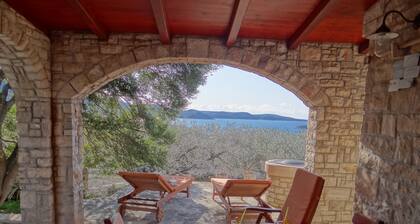 Stone House San Pelegrin