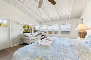 Talo, useita sänkyjä, keittiö, valtamerinäköala | 2 makuuhuonetta, ilmainen Wi-Fi