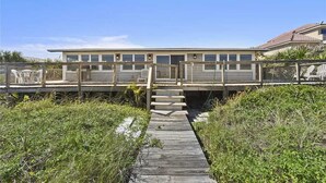 Exterior - Coastal Charm, 2 Bedrooms, Ocean Front, Sleeps 6 (Ponte Vedra Beach)