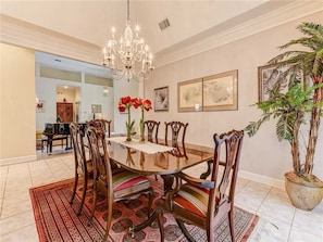 House, Multiple Beds, Private Pool, Golf View | Private kitchen