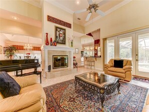 House, Multiple Beds, Private Pool, Golf View | Living room | 42-inch TV with cable channels