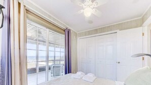 Rumah, 2 Tempat Tidur Queen, patio, pemandangan samudra