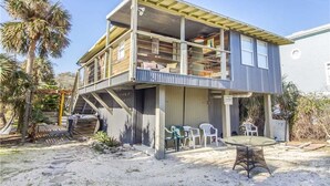 Exterior - Artist Retreat, 2 Bedrooms, Summer Haven, 3 Houses to Beach, Sleeps 7 (St. Augustine)
