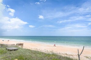 House, Multiple Beds, Kitchen, Ocean View | Beach | On the beach - Dreamview, Beach Front, 3 Bedrooms, Wifi, Sleeps 10 (St. Augustine)