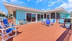 Balcony - Ocean Paradise, 3 Bedrooms, Ocean Front, Wifi, Sleeps 10 (St. Augustine)