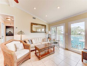 House, Multiple Beds, Private Pool, Ocean View | Living room | 42-inch TV with cable channels