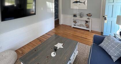 Frank's Cozy Cape Cod Beach Cottage