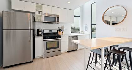 Askelta Beach, kattotasanteella merinäköalalla, UUSI (T2)