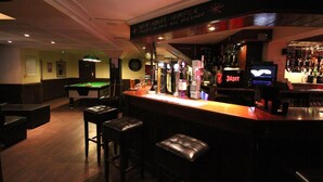 Bar (on property) - Thistle Hotel (Kinross)