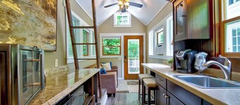 Bungalow Artisan Tiny House