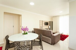 Apartamento Cobertura Super Luxo 2 Quartos | Servicio a la habitación
