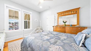 1 bedroom, iron/ironing board, free WiFi