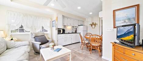 Smart TV, DVD player