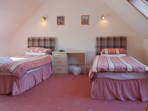 3 chambres, Wi-Fi gratuit, draps fournis