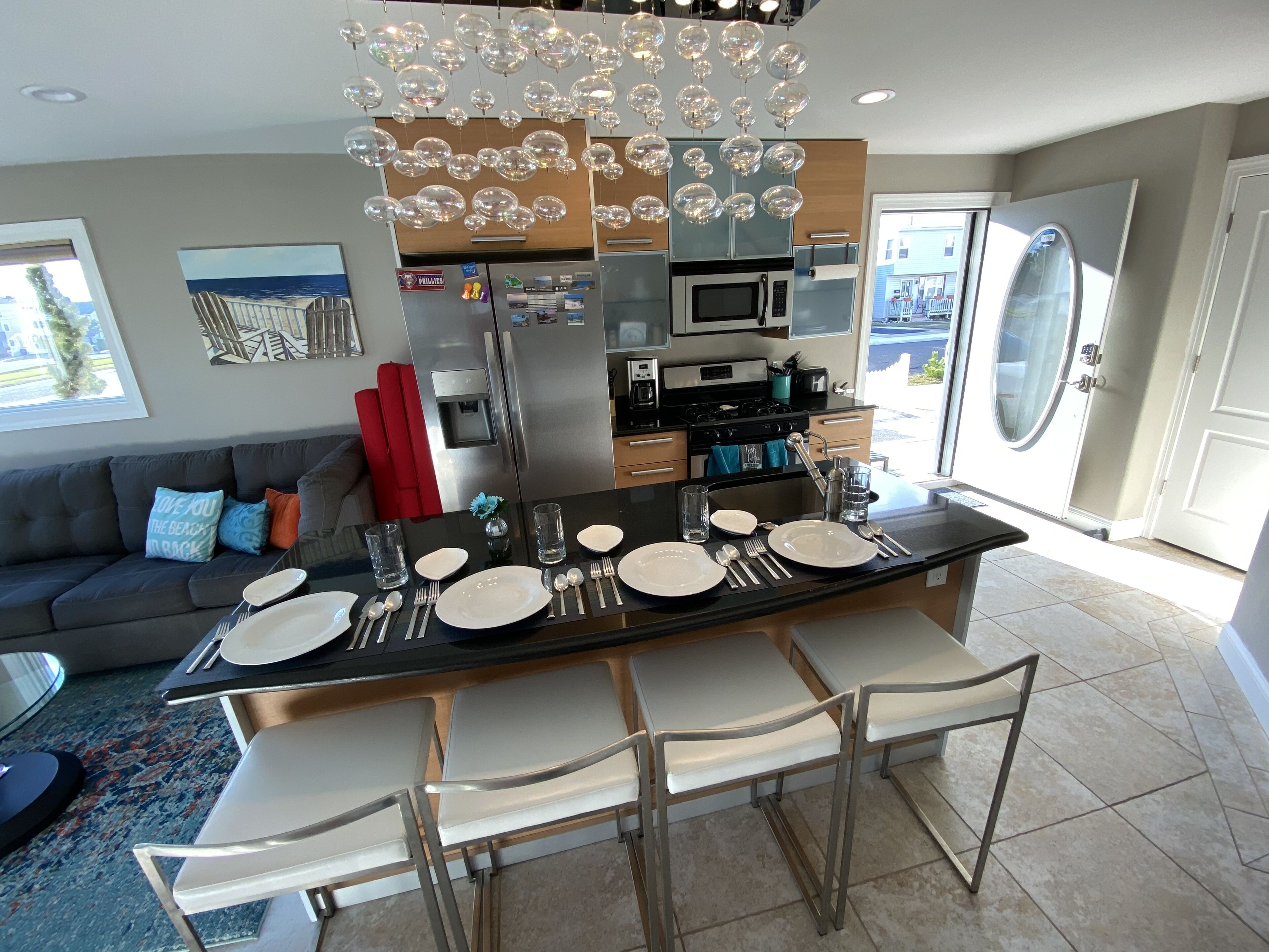 雪櫃、微波爐、焗爐、爐具