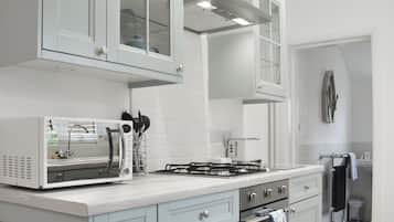 Oven, dishwasher, highchair, freezer