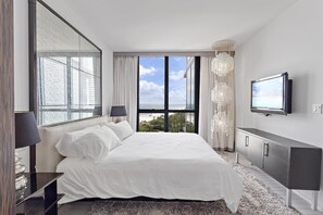 Room - W Hotel Ocean View 1 bedroom 1.5 bath Suite 1509 (Miami Beach)