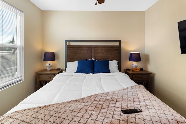 4 chambres, fer et planche à repasser, Wi-Fi, draps fournis