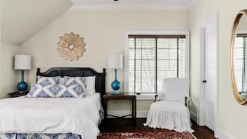 1 bedroom, travel crib, free WiFi, bed sheets