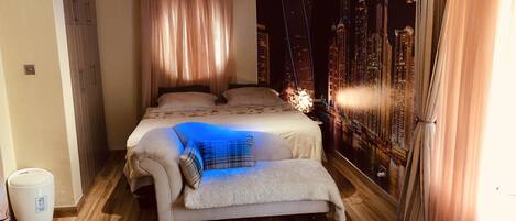 2 chambres, fer et planche à repasser, Wi-Fi, draps fournis