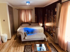 2 bedrooms, iron/ironing board, WiFi, bed sheets - Chisipite Watlow Garden  (Harare)