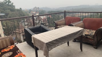 Ruang duduk lobi