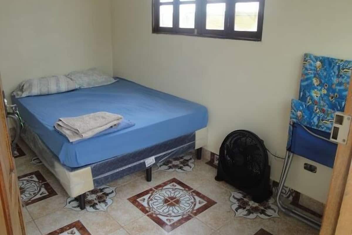 Standard Room | Bed sheets