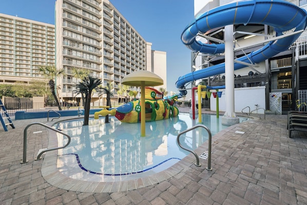 Indoor pool, outdoor pool