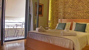 2 bedrooms, in-room safe, iron/ironing board, travel crib