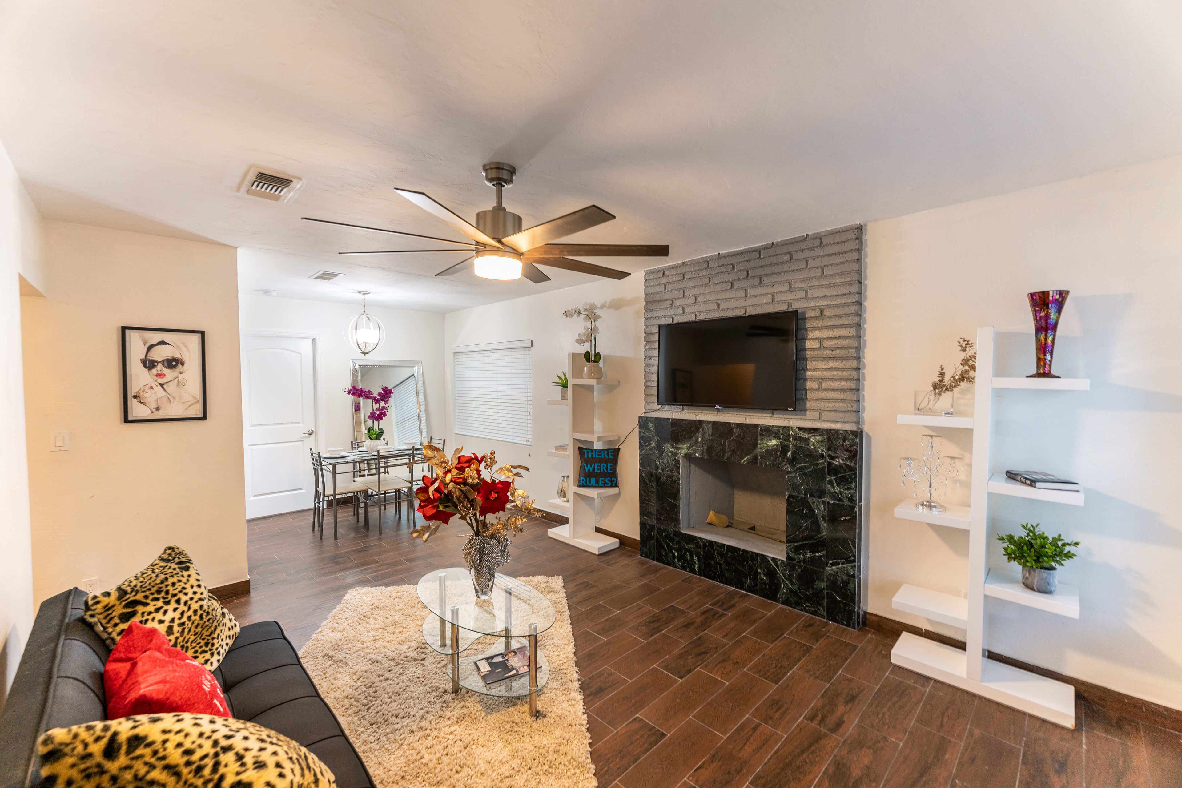 TV, peis og fotballspill