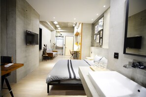 Hus City (Right) | 3 sovrum, skrivbord, ljudisolering och gratis wi-fi