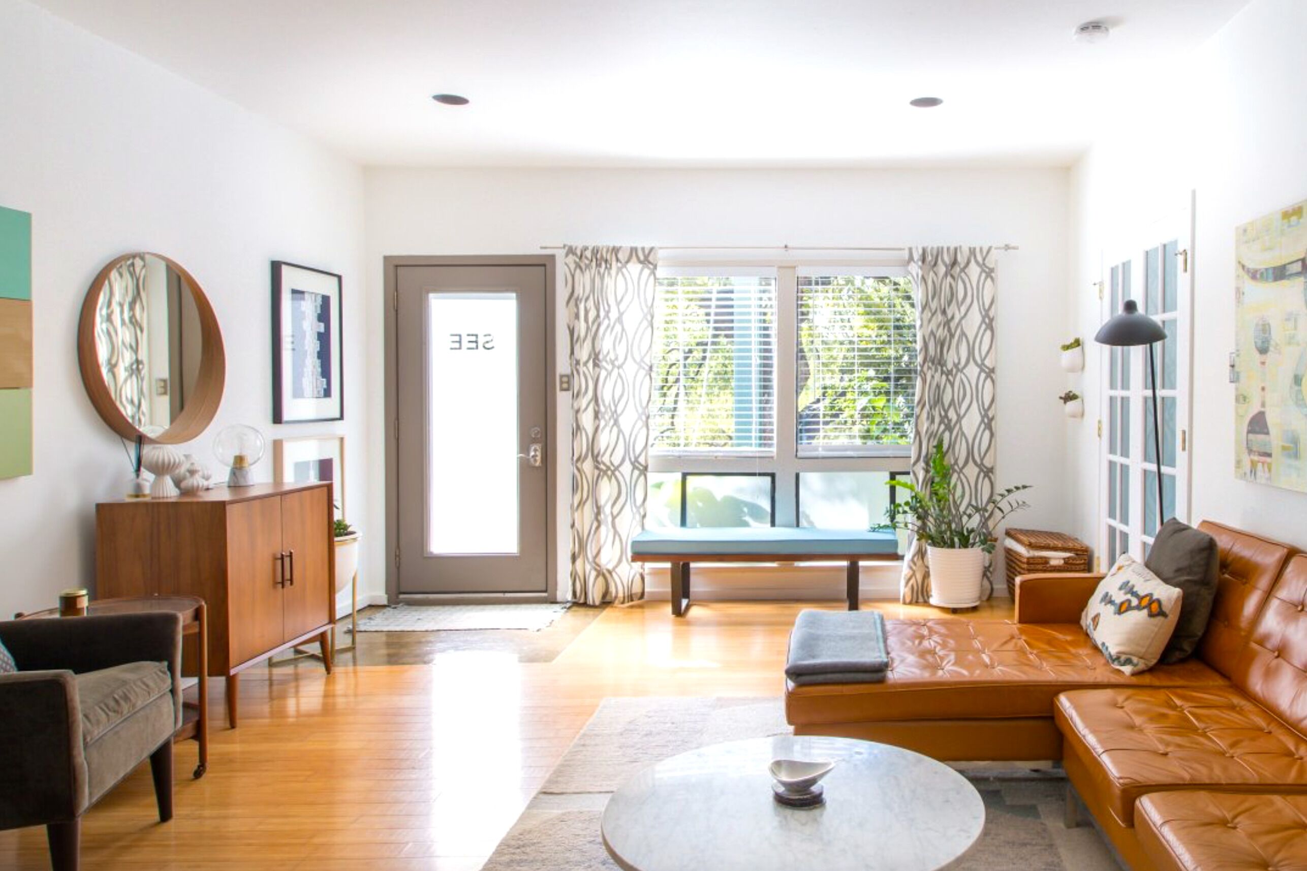 Clean, Cool, and Chic Condo for 30day+ Rent!!!